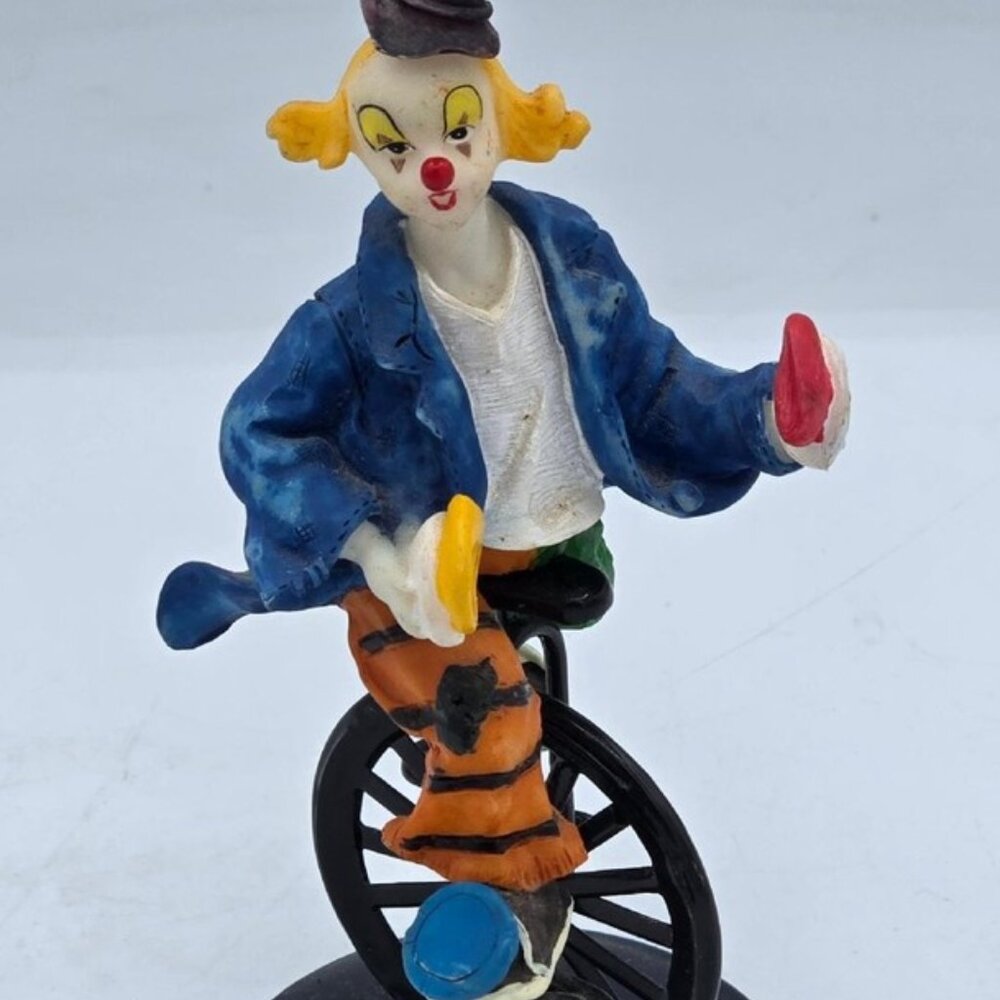 K'S COLLECTION juggling clown on unicycle clown